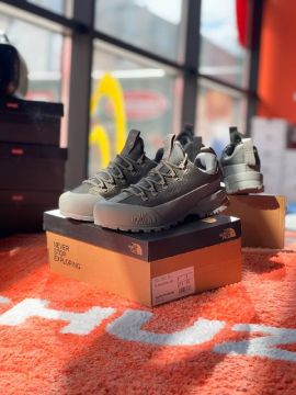 TNF Glenclyffe  low Green