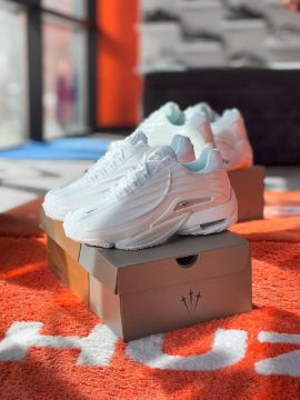 N Nocta Hot Step 2 White