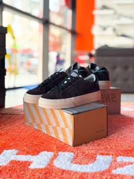 Golden G superstar Brown