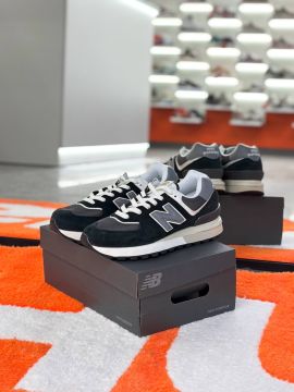 NB 574 Black