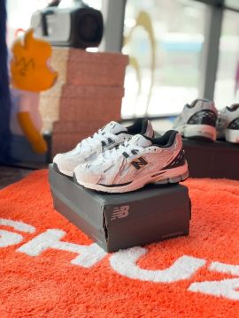 NB 1906D Reflection gray